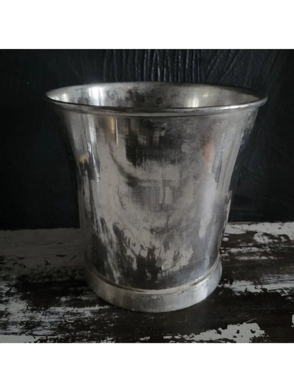 Sur La Table Ice Bucket Wine Bucket Weathered Silver-Tone Metal, Silver Cachepot